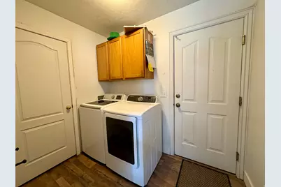 1259 W Dunmore Dr S, Springville, UT 84663 - Photo 9
