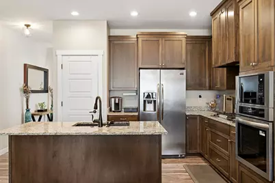 1465 E Sego Lily Ct, Layton, UT 84040 - Photo 11