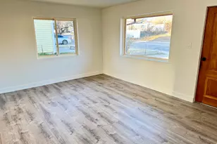 35 Airlane Dr, Clearfield, UT 84015 - Photo 41