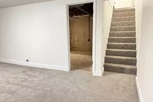 35 Airlane Dr, Clearfield, UT 84015 - Photo 33