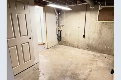 35 Airlane Dr, Clearfield, UT 84015 - Photo 27