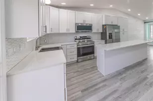 593 S 900 E, Layton, UT 84041 - Photo 5