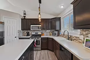 116 E 1150 N, Harrisville, UT 84404 - Photo 7