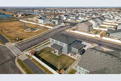 1407 W Silver Rd, Syracuse, UT 84075 - Photo 31