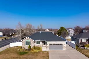 1466 W 2425 S, Syracuse, UT 84075 - Photo 3