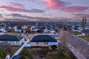 1466 W 2425 S, Syracuse, UT 84075 - Photo 67