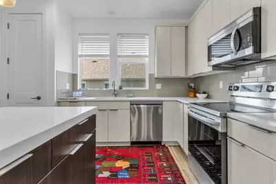 11349 S Willow Walk Dr W, South Jordan, UT 84009 - Photo 9