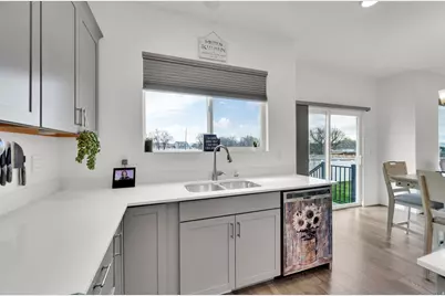 2080 E Colette St, Lake Point, UT 84074 - Photo 13