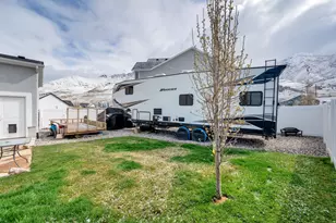 2080 E Colette St, Lake Point, UT 84074 - Photo 5