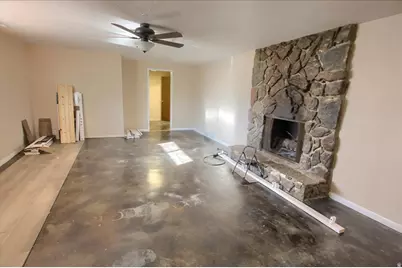 458 W 4125 N, Pleasant View, UT 84414 - Photo 27