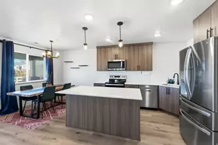 1664 W 2975 S, Syracuse, UT 84075 - Photo 5