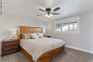 266 E 3250 N, North Ogden, UT 84414 - Photo 9