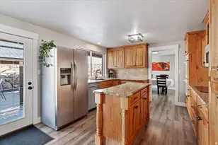 266 E 3250 N, North Ogden, UT 84414 - Photo 5