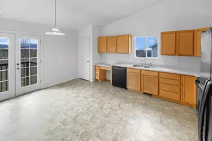 211 N 630 E, Tooele, UT 84074 - Photo 9