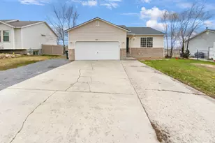 211 N 630 E, Tooele, UT 84074 - Photo 1