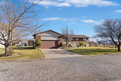 704 N 3500 W, West Point, UT 84015 - Photo 3