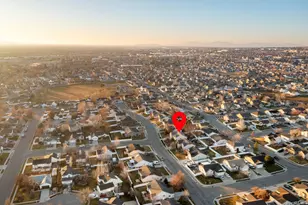 227 E 1500 N, Layton, UT 84041 - Photo 33