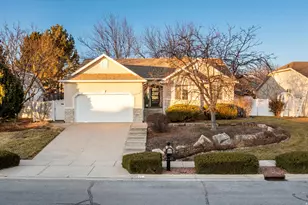 227 E 1500 N, Layton, UT 84041 - Photo 3