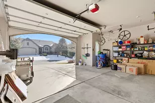 2203 E Fair Winns Ln, Draper (UT Cnty), UT 84020 - Photo 25