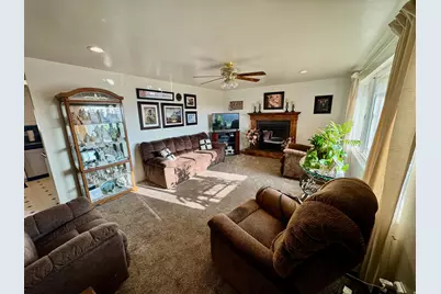 1826 W 2350 S, Syracuse, UT 84075 - Photo 3