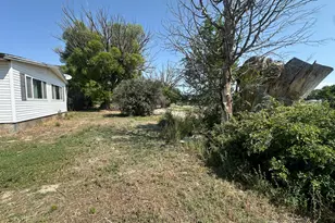 185 E Main St, Cleveland, UT 84518 - Photo 23