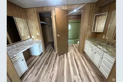 185 E Main St, Cleveland, UT 84518 - Photo 15