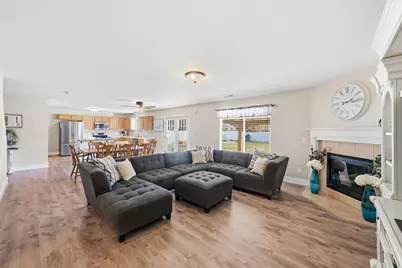 1771 W Beaumont Dr, Kaysville, UT 84037 - Photo 9