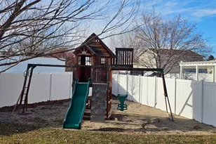 1627 S 3050 E, Spanish Fork, UT 84660 - Photo 9