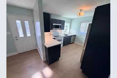 56 W Cottage Ave, Sandy, UT 84070 - Photo 3