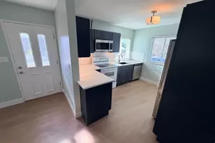 56 W Cottage Ave, Sandy, UT 84070 - Photo 3