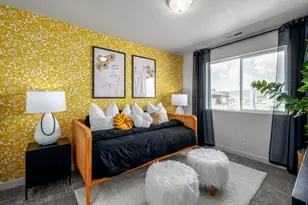 2038 E Porcupine Dr, Eagle Mountain, UT 84005 - Photo 9