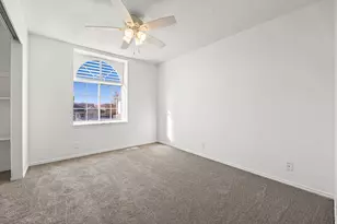 1243 S Cannon Dr E, Farmington, UT 84025 - Photo 9