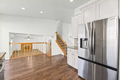 1243 S Cannon Dr E, Farmington, UT 84025 - Photo 17