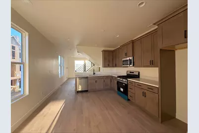 11003 S Freestone Rd #113, South Jordan, UT 84009 - Photo 7