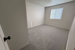 828 W Ivywell Ln, North Salt Lake, UT 84054 - Photo 19