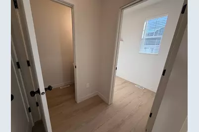 828 W Ivywell Ln #220, North Salt Lake, UT 84054 - Photo 11