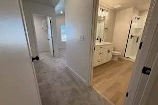 828 W Ivywell Ln, North Salt Lake, UT 84054 - Photo 15