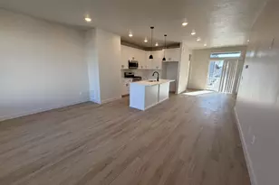 828 W Ivywell Ln, North Salt Lake, UT 84054 - Photo 13