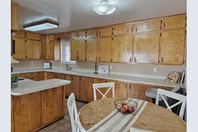 1264 S 425 E, Vernal, UT 84078 - Photo 17