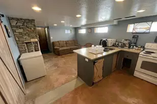 685 N 5400 W, Malad City, ID 83252 - Photo 21