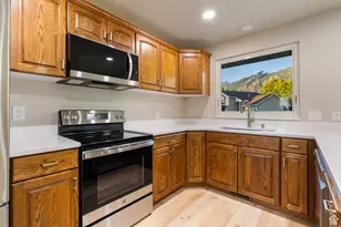 10861 N Panorama Dr, Highland, UT 84003 - Photo 5