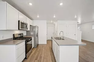 1895 N Blue Iris Ave, Tooele, UT 84074 - Photo 11