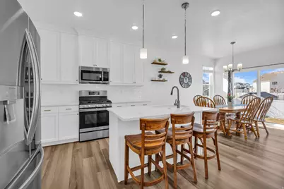 141 N Pinnacle Ave, Mapleton, UT 84664 - Photo 9