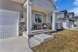 141 N Pinnacle Ave, Mapleton, UT 84664 - Photo 5