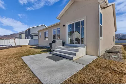 141 N Pinnacle Ave, Mapleton, UT 84664 - Photo 33