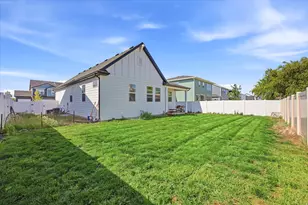 1202 W 1100 S, Clearfield, UT 84015 - Photo 23