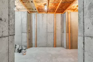 1052 S Cove Dr E, Springville, UT 84663 - Photo 35