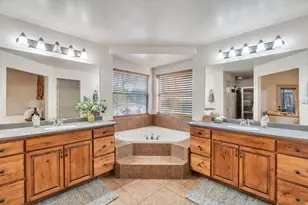 1052 S Cove Dr E, Springville, UT 84663 - Photo 25