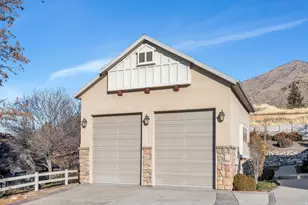 1052 S Cove Dr E, Springville, UT 84663 - Photo 5