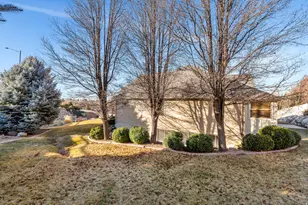 1052 S Cove Dr E, Springville, UT 84663 - Photo 9